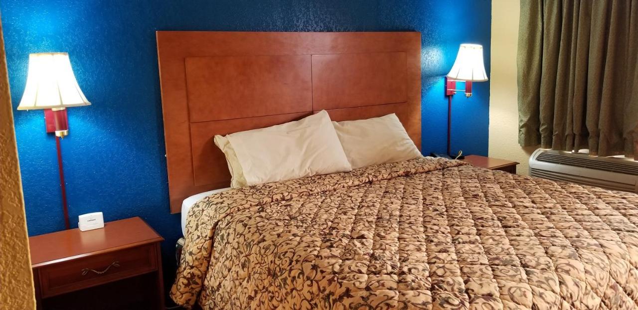 Executive Inn ビクトリア エクステリア 写真